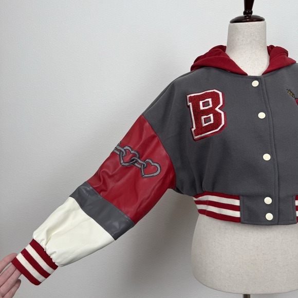 Forever 21 Varsity Jacket Womens Small Red Crop Baby Girl Y2K‎ Bratz Streetwear - Picture 4 of 14